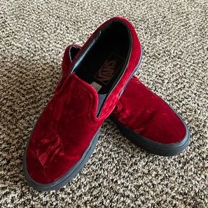 Unique velvet slip for on VANS NWT